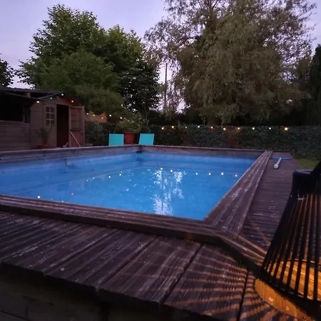 2 Pieces, Sdb, Terrasse, Piscine De Mai A Octobre